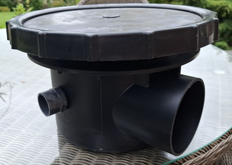 Aerated bottom drain